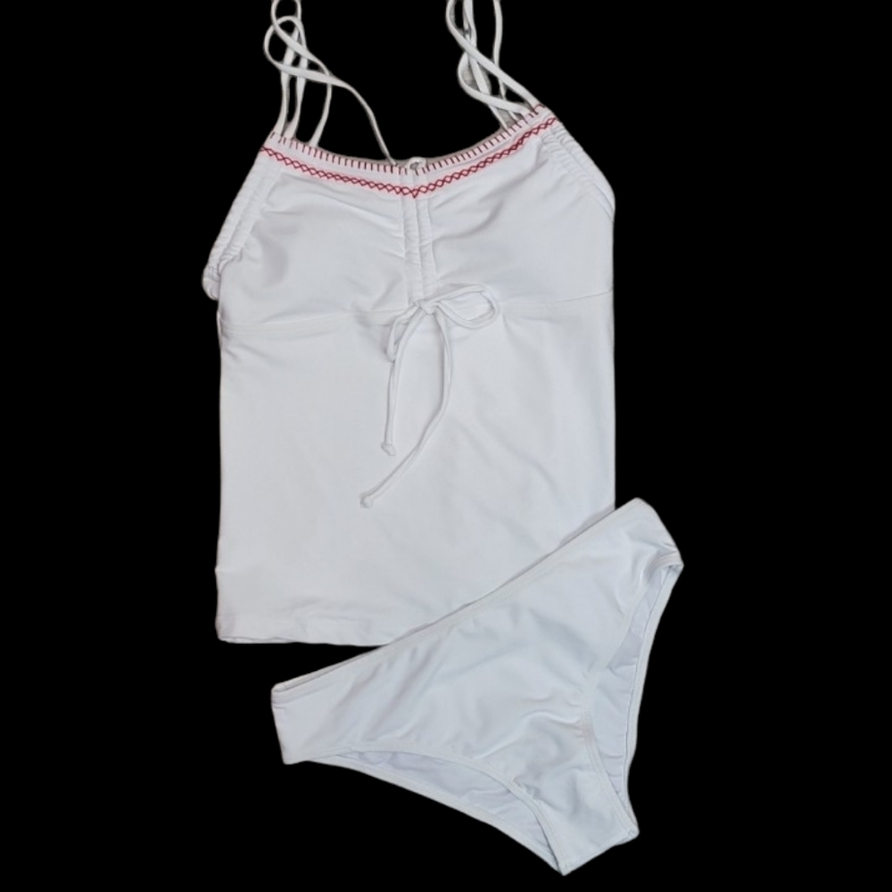 Ladies Small White Tankini Swim set With ruched top with red ribbon NWOT